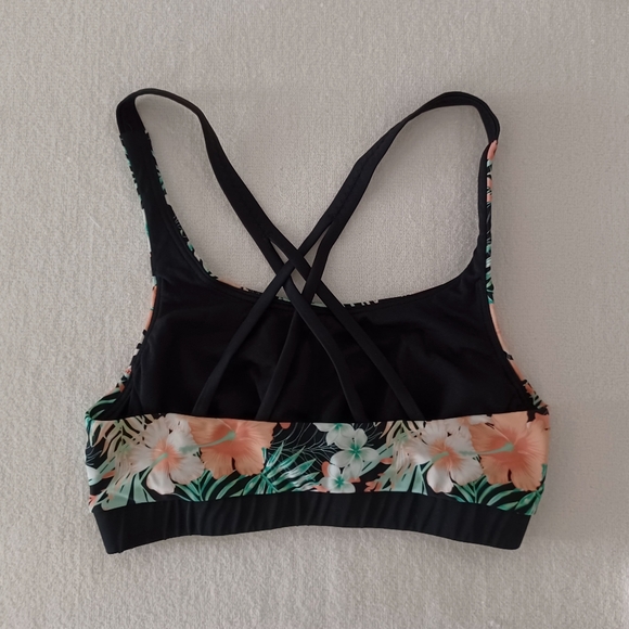 VENUS Maui Tropical Sport Bikini Top, size XS - Picture 8 of 10